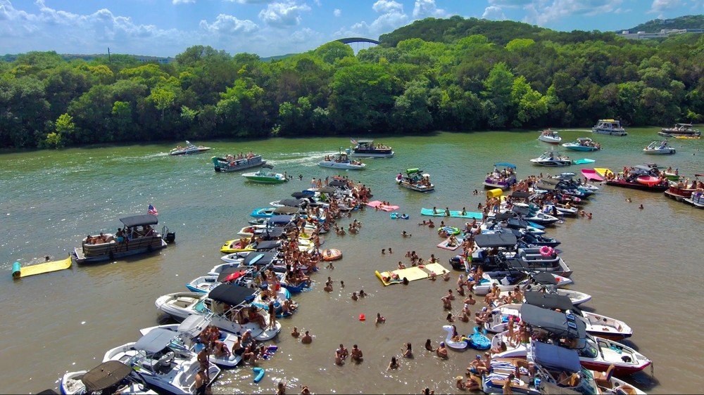 Boat ride in Womack Cove on Lake Austin